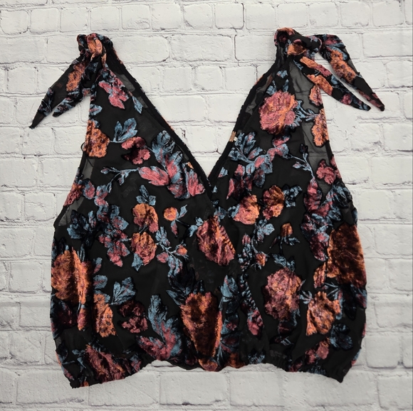Floral Velvet Tie To You Free People V-Neck Top SIZE:M - Picture 1 of 10